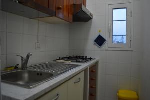 villetta rosa blu marina di modica