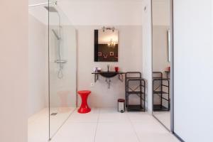 Appartements 7e Art 2 pieces 3 etoiles calme plein centre Cannes 5mn plages et Palais : photos des chambres