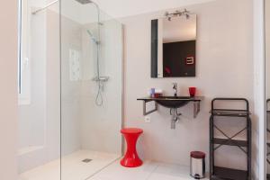 Appartements 7e Art 2 pieces 3 etoiles calme plein centre Cannes 5mn plages et Palais : photos des chambres