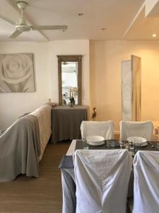 Appartements Studio tt equipe parking coeur ville : photos des chambres