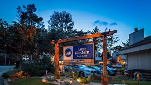 Best Western The Inn & Suites Pacific Grove