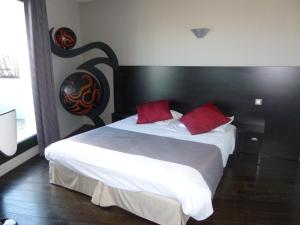 Hotels Logis Hotel Terre de Loire : photos des chambres