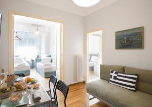Attractive Flat near the Acropolis Museum & Metro Station by Athenian Homes