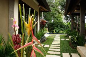 Villa Elysium Fields - Rustic Meets Industrial Chic Design