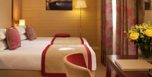 Hotels Hotel Saint Honore 85 : photos des chambres
