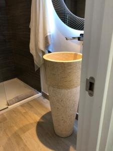 Luxury apartment in La Isla, Puerto Banus