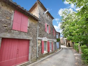 Maisons de vacances Charming cottage with stunning views in culture rich southern France : photos des chambres