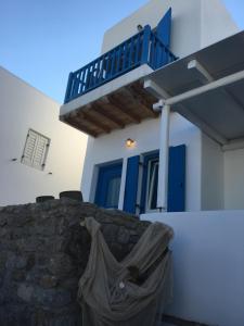 Mina Studios Myconos Greece