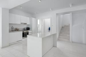 Maria & Nada Beachfront Villas