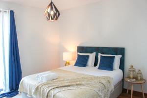 The Seaside Apartment