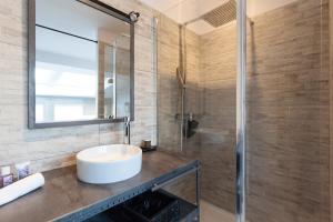 Appartements Loft 3 pieces duplex 3 etoiles calme centre ville a 5 mn des plages et palais : photos des chambres