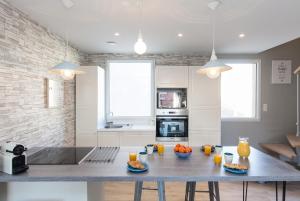 Cocooning 3 pièces duplex 3 étoiles calme centre ville à 5mn plages et Palais