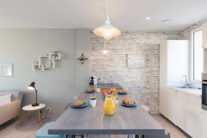 Appartements Cocooning 3 pieces duplex 3 etoiles calme centre ville a 5mn plages et Palais : photos des chambres