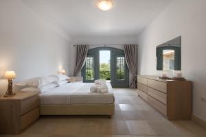 Villa Emerald