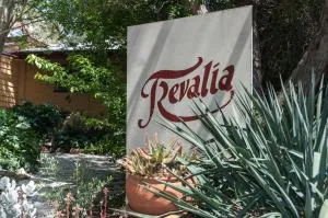 Trevalia Accommodation - Mintaro