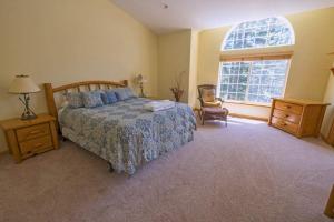 Three-Bedroom House room in Tokochi Holiday home