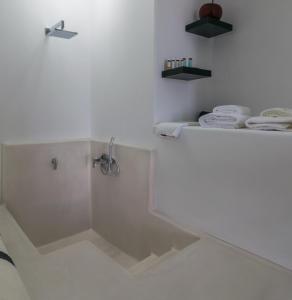 Uncles Luxury Jacuzzi