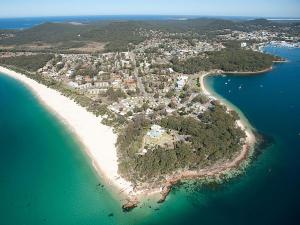 Spectacular Views & Walking distance to the beach!, Apartmány - Soldiers Point