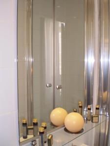 Hotels Hotel Corona -Rodier- : photos des chambres