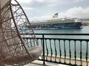 CELEBRITY Hotel - 里科索翁