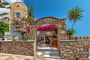 Sellada Apartments Santorini Greece