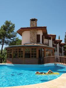 Elze Hotel
