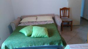 King Studio with Sofa Bed