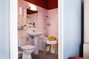 Hotels Hotel Paris La Fayette : photos des chambres