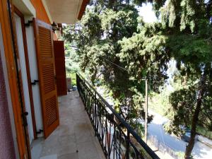 Iona Achilleion Appartments