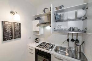 Resilienza Tropical Apartments & Room