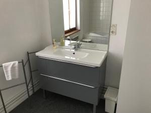 Appartements La Cour Zaepffel : Appartement - Vue sur Jardin