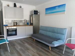 Le Nautilus - 2 adultes 3 enfants - Canet Plage - Vue Mer - Place Mediterranée