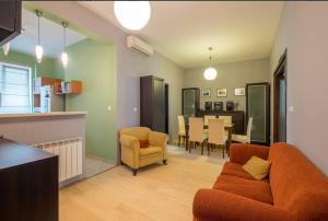 Han Krum 2 Bedroom Central Flat