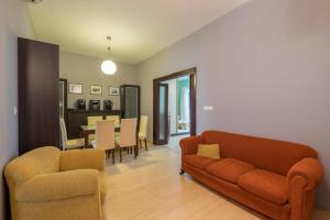 Han Krum 2 Bedroom Central Flat