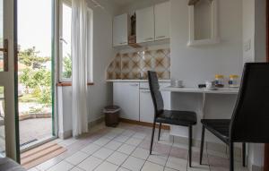 Studio apartment by the sea