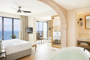 Nido, Mar-Bella Collection an SLH hotel