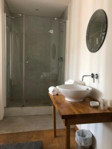 Hotels Le Pavillon Bleu : photos des chambres
