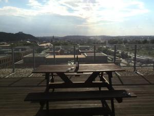 Golden Family Apartments