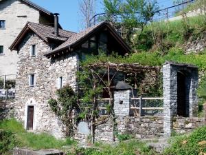 Talu Casa di Sasso Intragna Šveits