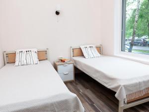 Twin Room with Shared Bathroom room in Hostel Medvedkovo
