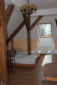 Triple Room with Bathroom room in Pałac Ogrodowa
