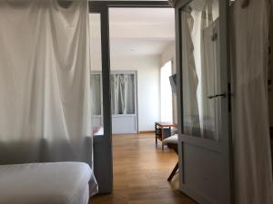 Hotels Le Pavillon Bleu : photos des chambres