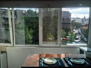 Central Bright Modern Studio