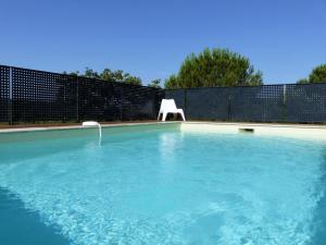 Maisons de vacances Villa piscine Sud France : photos des chambres