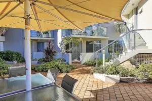 Beachfront @ Scarbs - Trigg