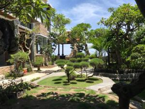Green Beach Inn