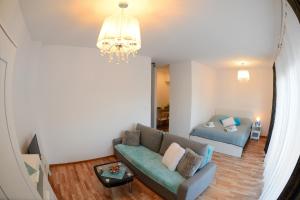 Diamond Apartments III