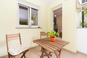 • Lungomare Beach Apartment Pula •