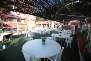Tunc Hotel