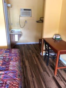 Americas Best Value Inn - Jonesville